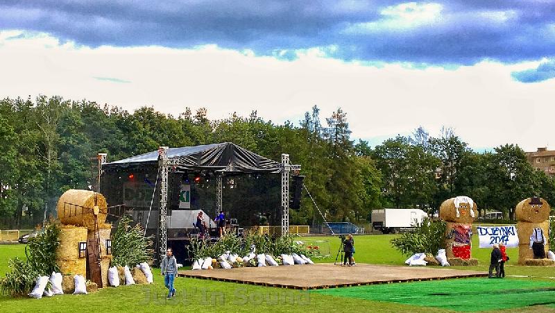 Nagłośnienie i oświetlenie estradowe, technika sceniczna, telebim, - 02 Nagłośnienie i oświetlenie estradowe, technika sceniczna, telebim, - 02