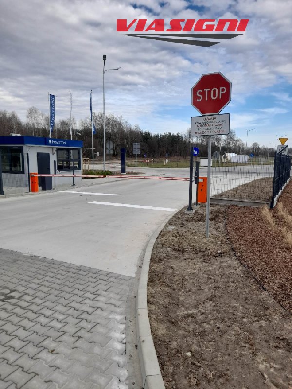 Oznakowanie pionowe i poziome parkingów - 01 Oznakowanie pionowe i poziome parkingów - 01