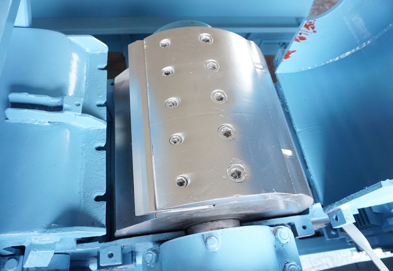 Rębak Rozdrabniacz FERRARI - 01 Rębak Rozdrabniacz FERRARI - 01