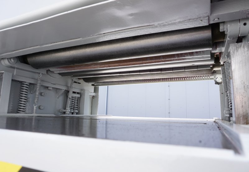 Grubościówka JAROMA wał 640mm do zestrugiwania warstwy drewna - 02 Grubościówka JAROMA wał 640mm do zestrugiwania warstwy drewna - 02