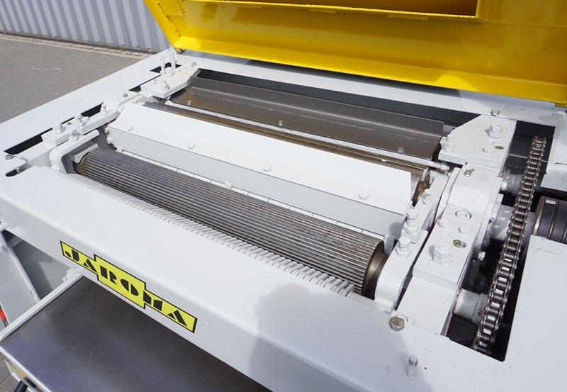 Grubościówka JAROMA wał 640mm do zestrugiwania warstwy drewna - 06 Grubościówka JAROMA wał 640mm do zestrugiwania warstwy drewna - 06