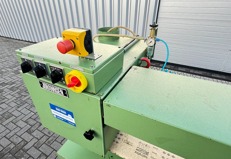 Szlifierka długotaśmowa Johannsen T86 PNEUMA pompa vacum - 01 Szlifierka długotaśmowa Johannsen T86 PNEUMA pompa vacum - 01