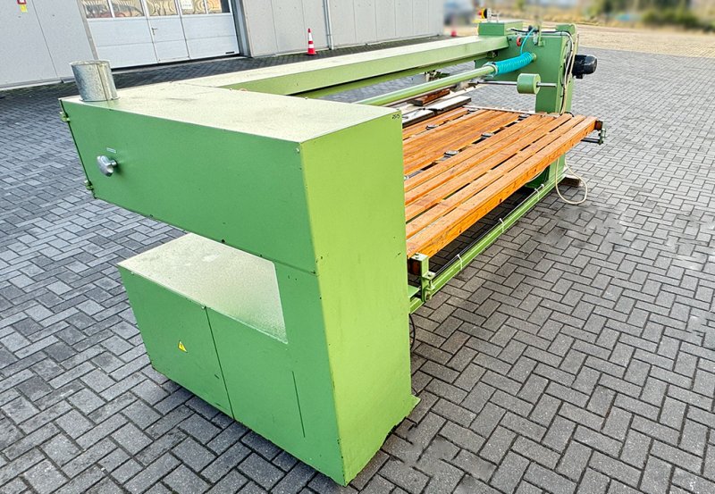 Szlifierka długotaśmowa Johannsen T86 PNEUMA pompa vacum - 03 Szlifierka długotaśmowa Johannsen T86 PNEUMA pompa vacum - 03