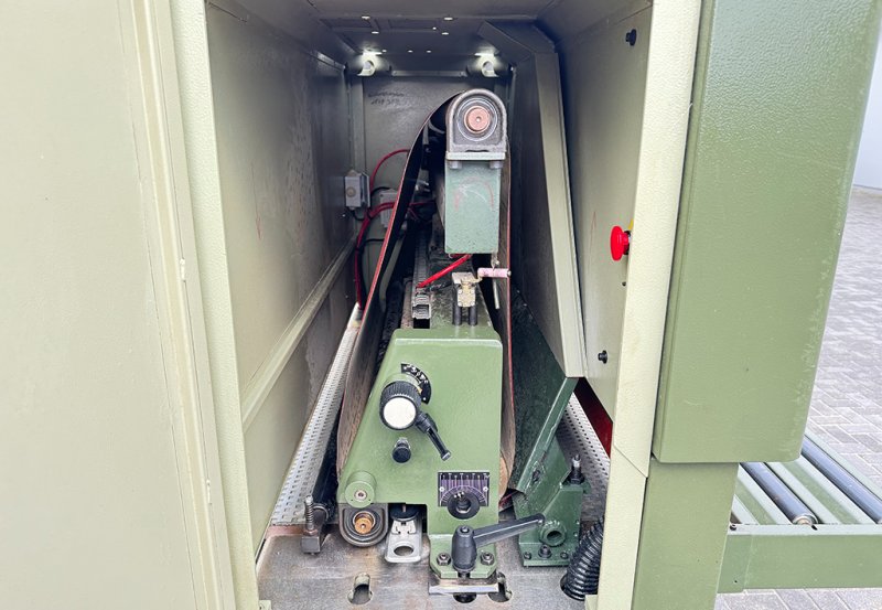 Szlifierka szerokotaśmowa SCM Sandya 900mm - 02 Szlifierka szerokotaśmowa SCM Sandya 900mm - 02