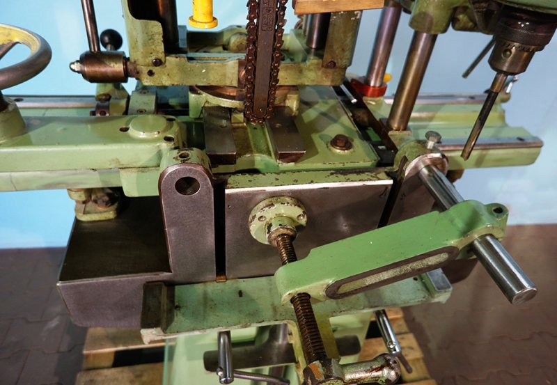 Dłutarka NIEMIECKA otwory na zamki - 03 Dłutarka NIEMIECKA otwory na zamki - 03