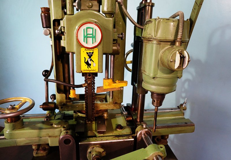 Dłutarka NIEMIECKA otwory na zamki - 04 Dłutarka NIEMIECKA otwory na zamki - 04