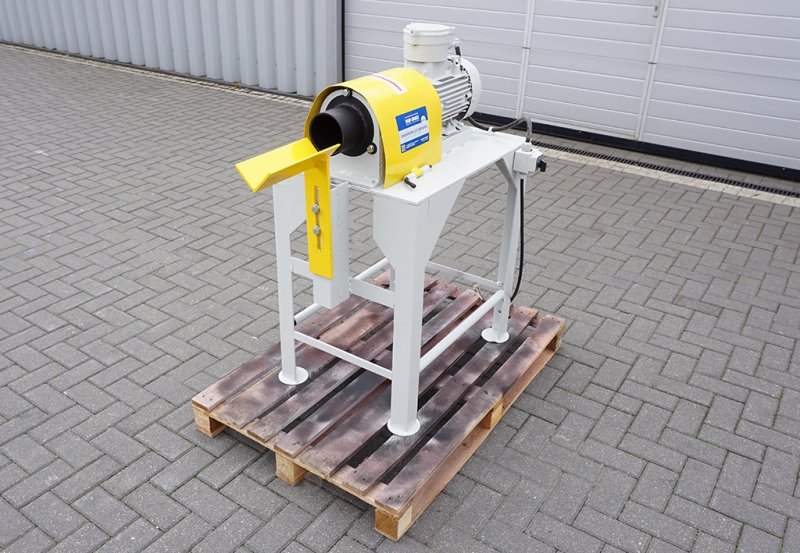 Zaostrzarka Fazowarka Safo 100mm - 06 Zaostrzarka Fazowarka Safo 100mm - 06