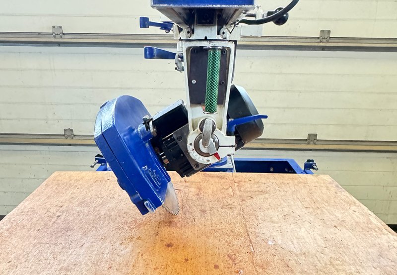 Piła poprzeczna Rema typ DMNE - 01 Piła poprzeczna Rema typ DMNE - 01