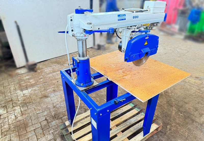 Piła poprzeczna Rema typ DMNE - 04 Piła poprzeczna Rema typ DMNE - 04