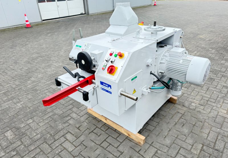 Wielopiła gąsienicowa COSMEC 250mm - 02 Wielopiła gąsienicowa COSMEC 250mm - 02