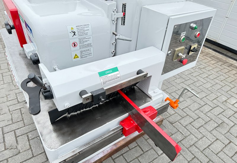 Wielopiła gąsienicowa COSMEC gąsienica 250mm - 03 Wielopiła gąsienicowa COSMEC gąsienica 250mm - 03