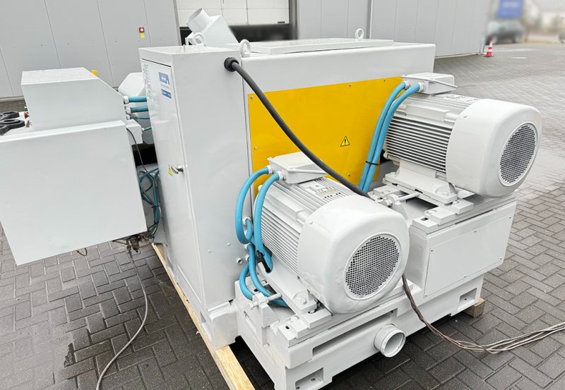 Wielopiła gąsienicowa dwuwałowa OGAM - 05 Wielopiła gąsienicowa dwuwałowa OGAM - 05