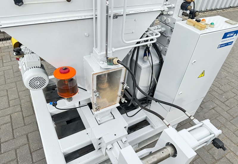 Brykieciarka Atos brykiet 60mm - 02 Brykieciarka Atos brykiet 60mm - 02