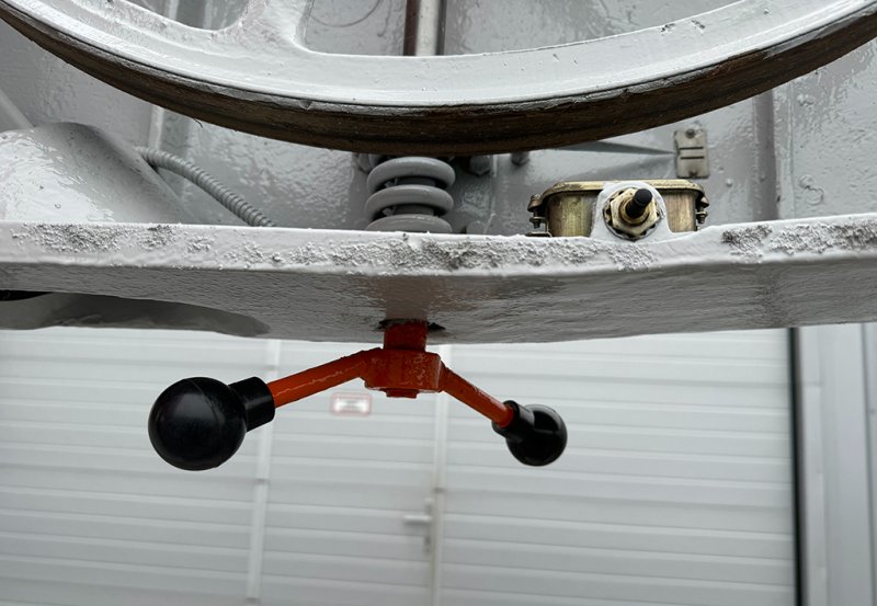 Piła taśmowa Żefam typ DRSD - 02 Piła taśmowa Żefam typ DRSD - 02