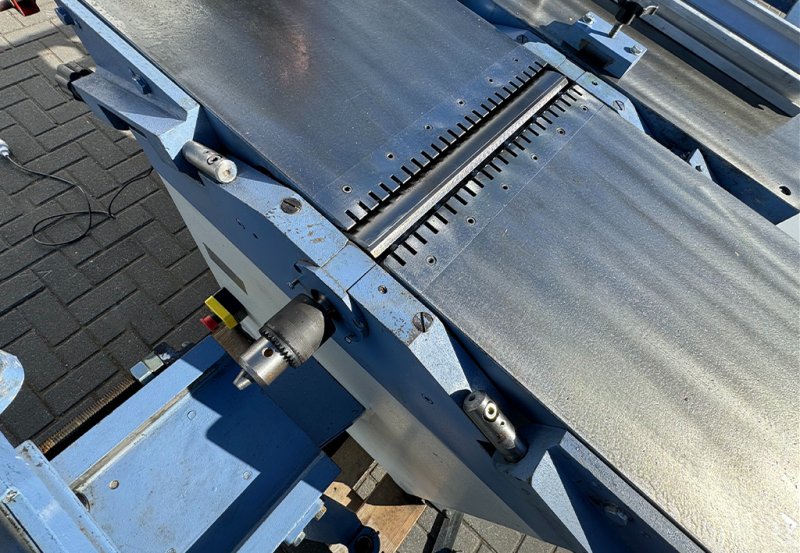 Wieloczynnościowa wyrówniarka piła frezarka wiert. - 04 Wieloczynnościowa wyrówniarka piła frezarka wiert. - 04