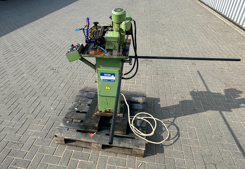 Ostrzałka pił taśmowych