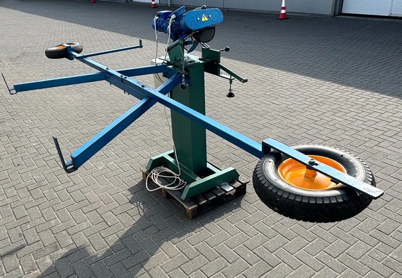 Ostrzałka pił taśmowych na szeroką taśmę - 03 Ostrzałka pił taśmowych na szeroką taśmę - 03