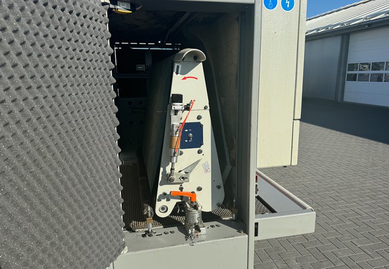 Szlifierka szerokotaśmowa Johannsen BB Compact 1K - 01 Szlifierka szerokotaśmowa Johannsen BB Compact 1K - 01