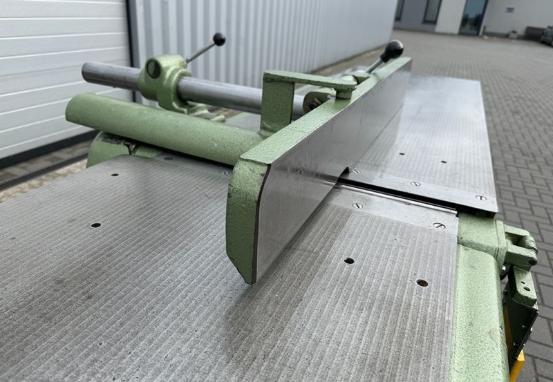 Wyrówniarka strugarka heblarka do drewna BAUERLE - 01 Wyrówniarka strugarka heblarka do drewna BAUERLE - 01