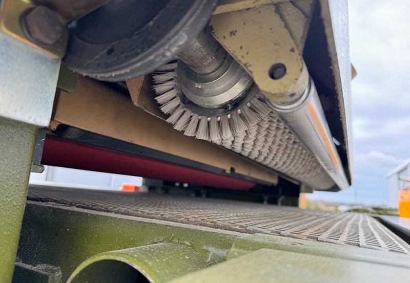 Szlifierka szerokotaśmowa CB typ nrt 1000PF - 02 Szlifierka szerokotaśmowa CB typ nrt 1000PF - 02