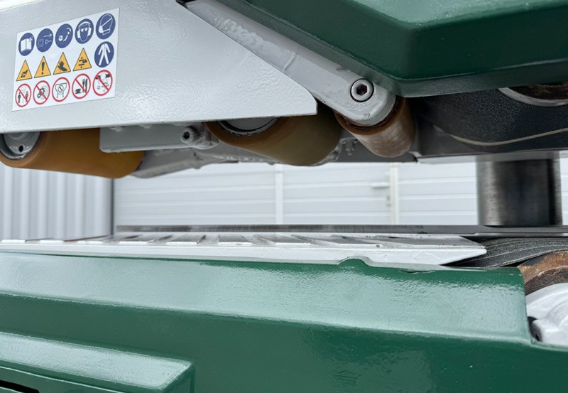 Szlifierka przelotowa dwustronna Maweg typ SE II - 02 Szlifierka przelotowa dwustronna Maweg typ SE II - 02