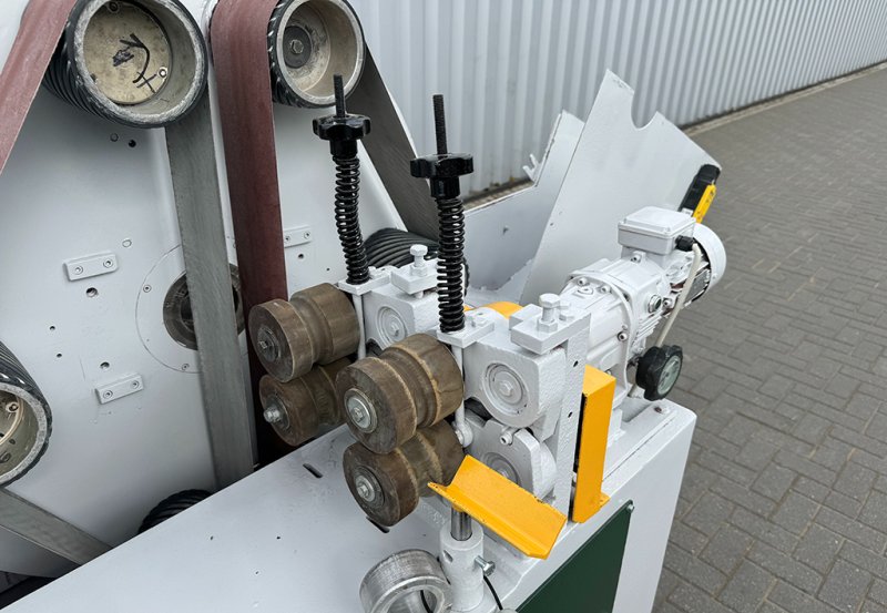 Szlifierka obwiedniowa orbitalna do drążków BRUS - 01 Szlifierka obwiedniowa orbitalna do drążków BRUS - 01