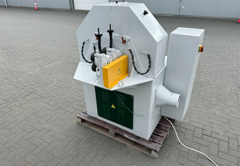 Szlifierka obwiedniowa orbitalna do drążków BRUS - 04 Szlifierka obwiedniowa orbitalna do drążków BRUS - 04