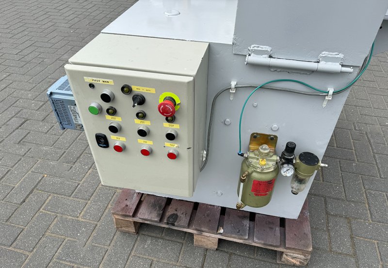 Szlifierka obwiedniowa orbitalna do drążków BRUSA - 05 Szlifierka obwiedniowa orbitalna do drążków BRUSA - 05