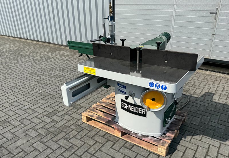 Frezarka dolnowrzecionowa Schneider z wózkiem