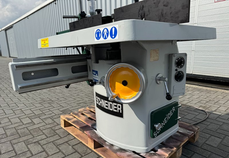 Frezarka dolnowrzecionowa Schneider z wózkiem - 03 Frezarka dolnowrzecionowa Schneider z wózkiem - 03