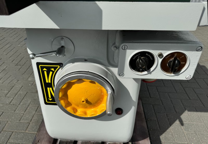 Frezarka dolnowrzecionowa FULDA - 02 Frezarka dolnowrzecionowa FULDA - 02