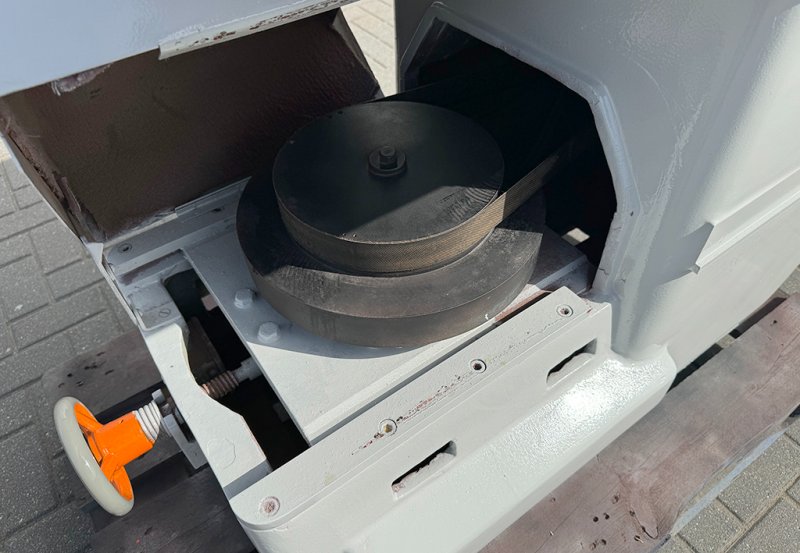 Frezarka dolnowrzecionowa FULDA - 03 Frezarka dolnowrzecionowa FULDA - 03