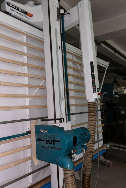 Piła pionowa HOLZHER 1220 Automat