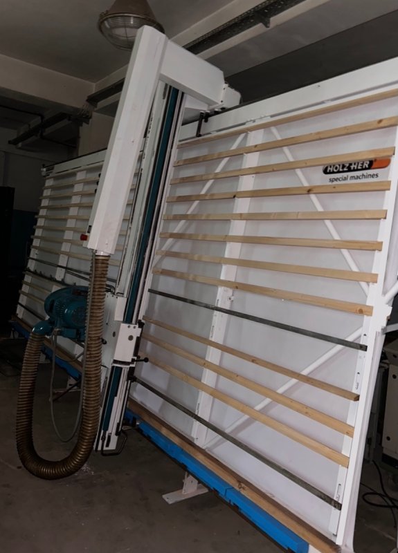 Piła pionowa HOLZHER 1220 Automat - 01 Piła pionowa HOLZHER 1220 Automat - 01