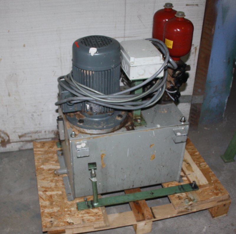 Agregat hydrauliczy z piły STRIEBIG Supermatic