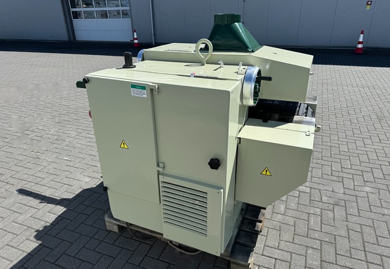 Wielopiła gąsienicowa scm szerokość gąsienicy 30cm - 05 Wielopiła gąsienicowa scm szerokość gąsienicy 30cm - 05