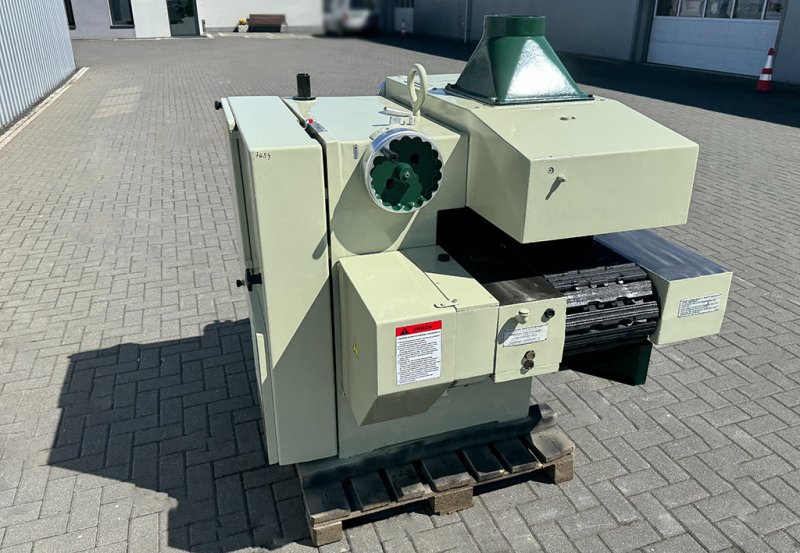 Wielopiła gąsienicowa scm szerokość gąsienicy 30cm - 06 Wielopiła gąsienicowa scm szerokość gąsienicy 30cm - 06