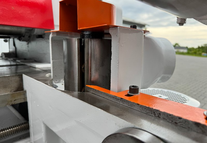 Strugarka czterostronna Tos Svitavy typ FTC 50 - 01 Strugarka czterostronna Tos Svitavy typ FTC 50 - 01