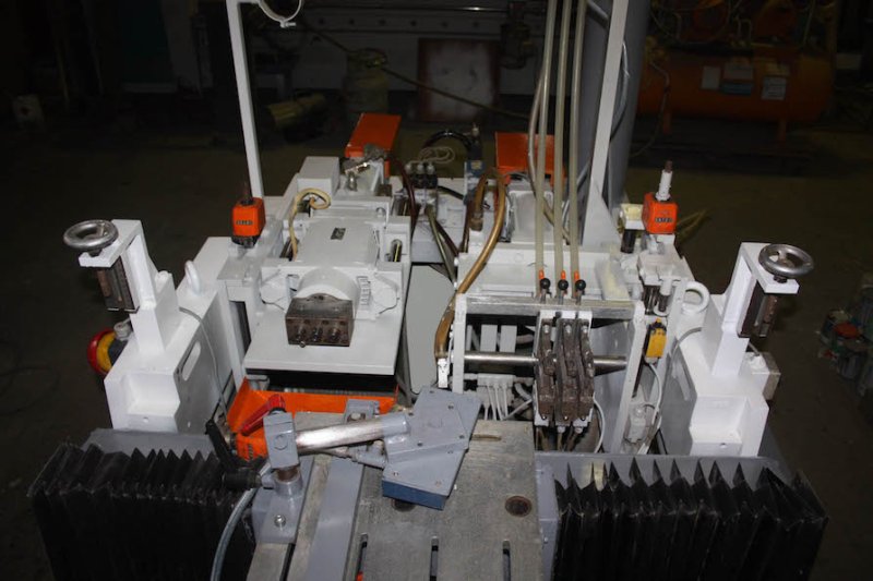 Dyblarka kołczarka (wiertarka do kołków) - 01 Dyblarka kołczarka (wiertarka do kołków) - 01