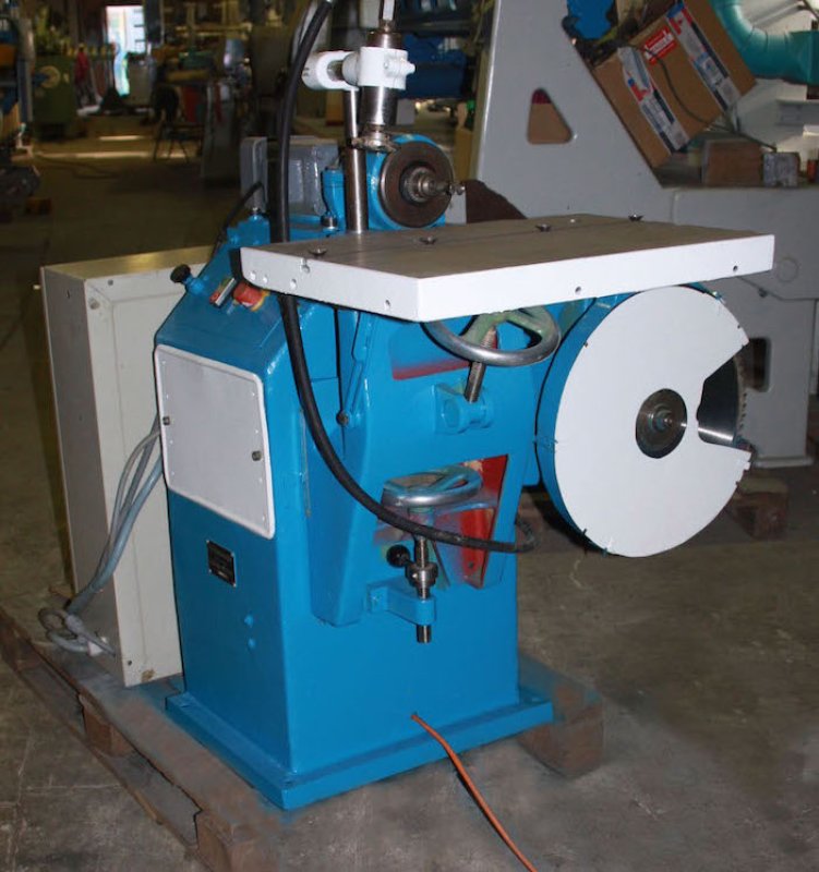 Piła poprzeczna z wiertarką poziomą