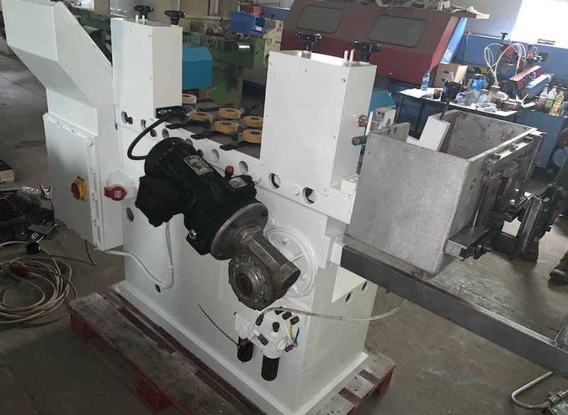 Grunciarka do nakładania gruntu - 05 Grunciarka do nakładania gruntu - 05