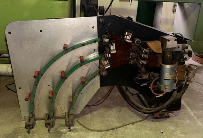 Magazynek na obrzeże HOMAG 32/G - 01 Magazynek na obrzeże HOMAG 32/G - 01