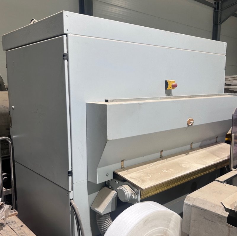 Szlifierka szerokotaśmowa Butfering - 04 Szlifierka szerokotaśmowa Butfering - 04