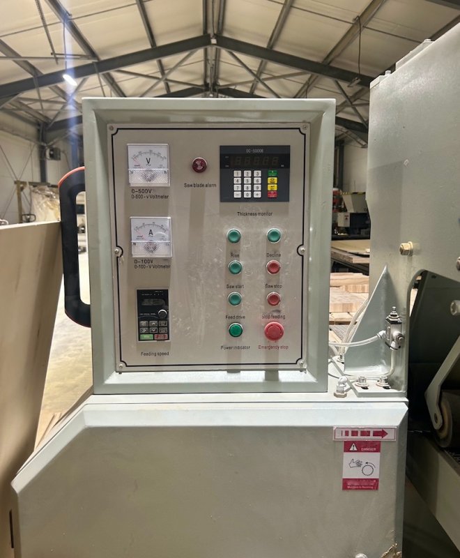 Trak do lameli, piła taśmowa pozioma, rok 2025 - 03 Trak do lameli, piła taśmowa pozioma, rok 2025 - 03