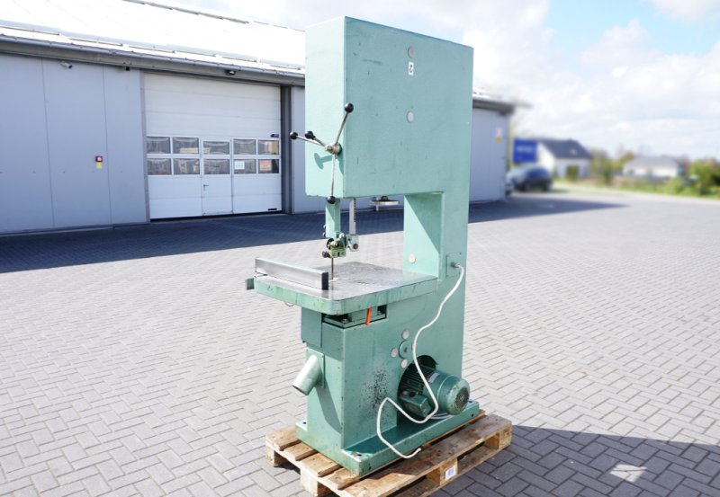 Piła taśmowa BAUERLE do cięcia drewna - 01