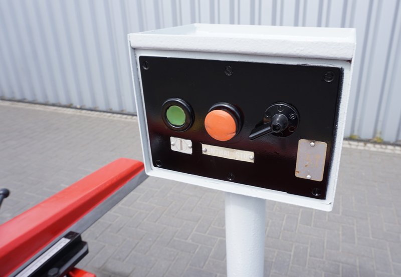 Wyrówniarka ŻEFAM wał 510mm 4noże - 02