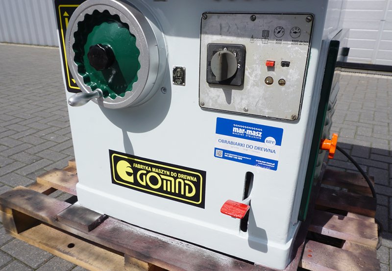 Frezarka dolnowrzecionowa GOMAD wpusty czopy