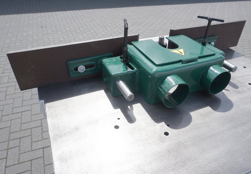 Frezarka dolnowrzecionowa GOMAD wpusty czopy - 04