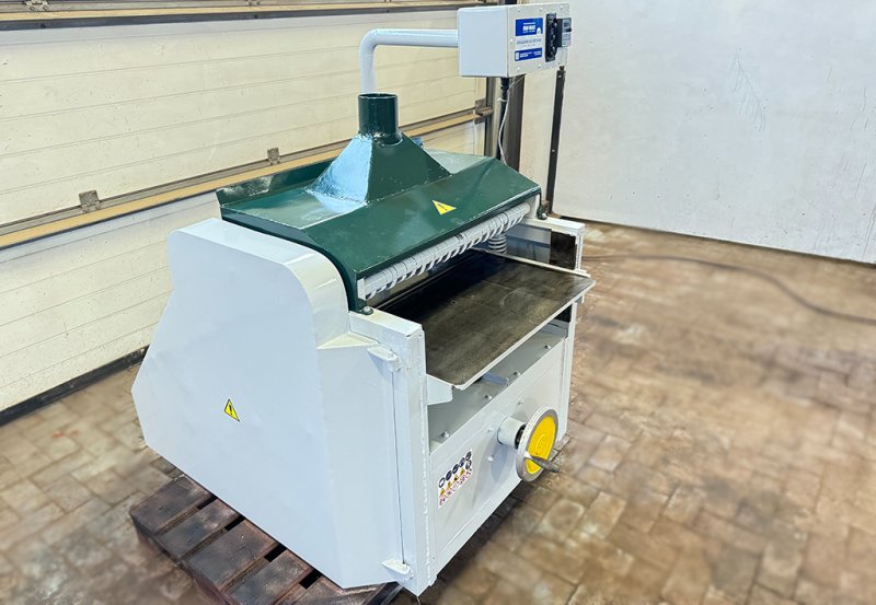 Grubościówka strugarka 700mm - 02