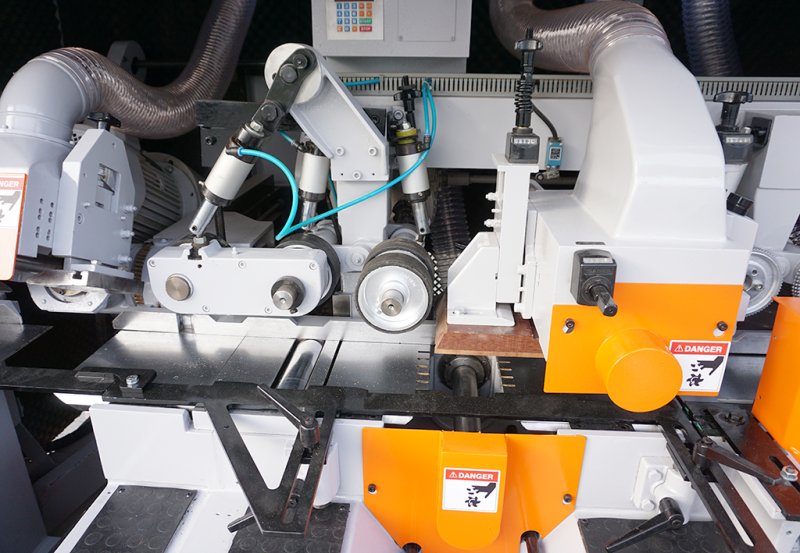 Strugarka czterostronna Gau Jing GN na 6 wrzecion - 06